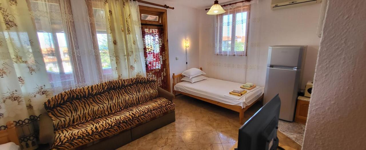 Amfora Guest House Byala  Ngoại thất bức ảnh