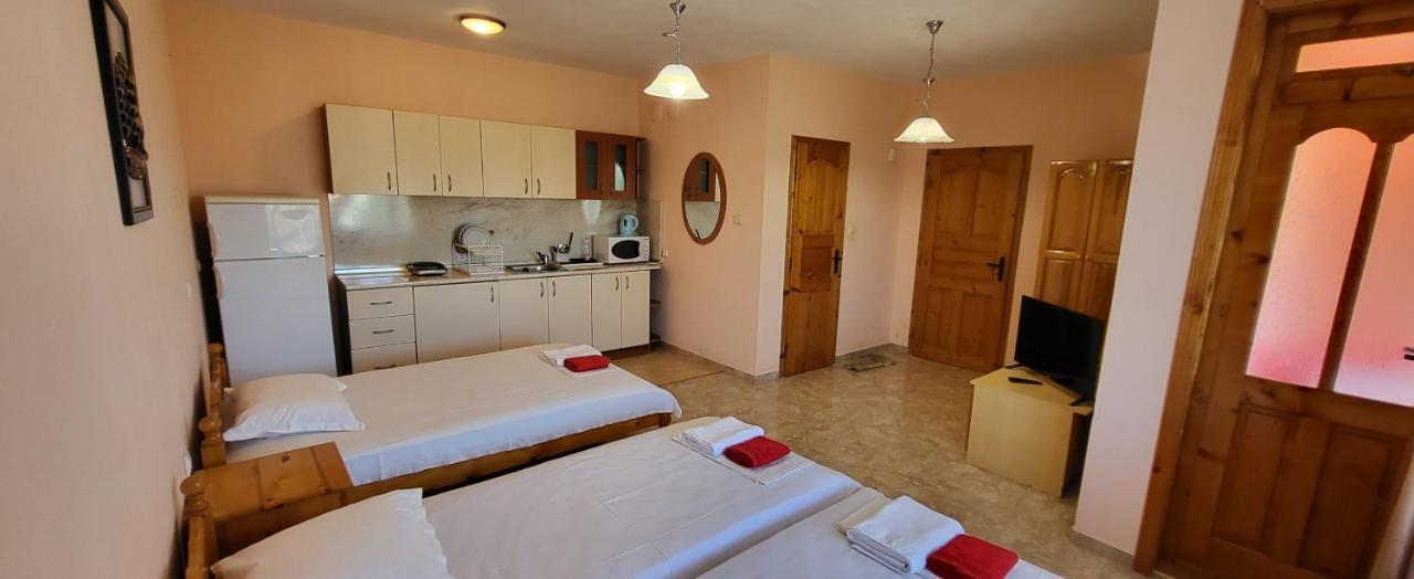Amfora Guest House Byala  Ngoại thất bức ảnh